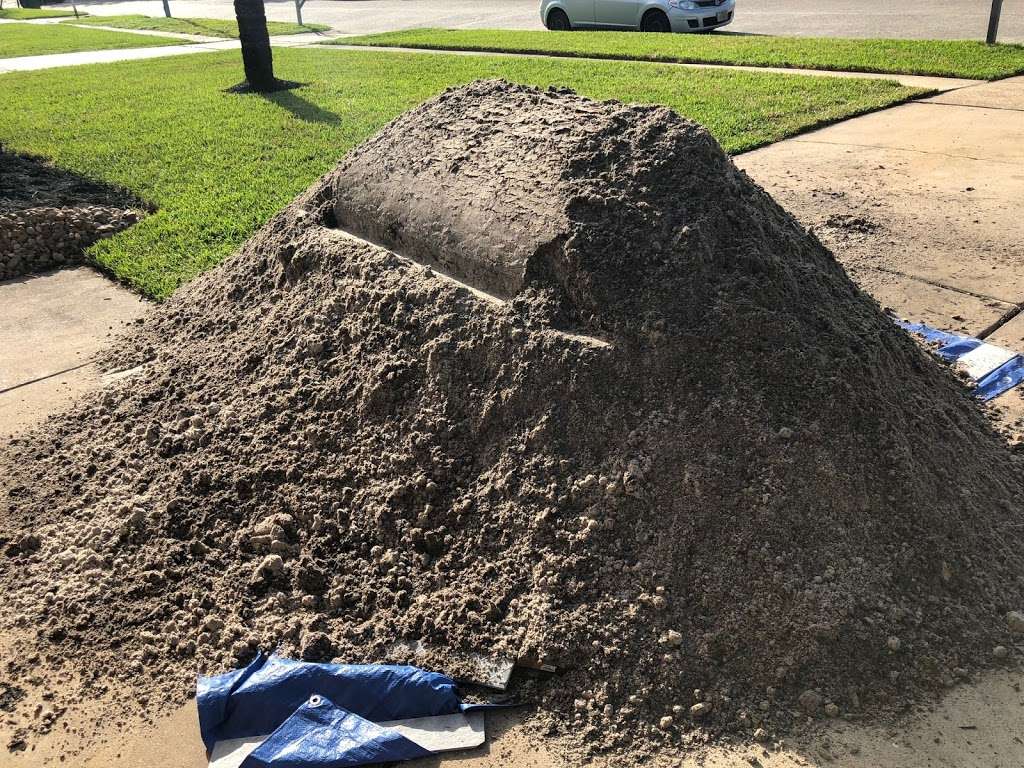 Pasadena Mulch (Topsoil, Rock, Dirt, Gravel, Grass, Sand, Mulch) | 500 Genoa Red Bluff Rd, Houston, TX 77034 | Phone: (281) 487-7625