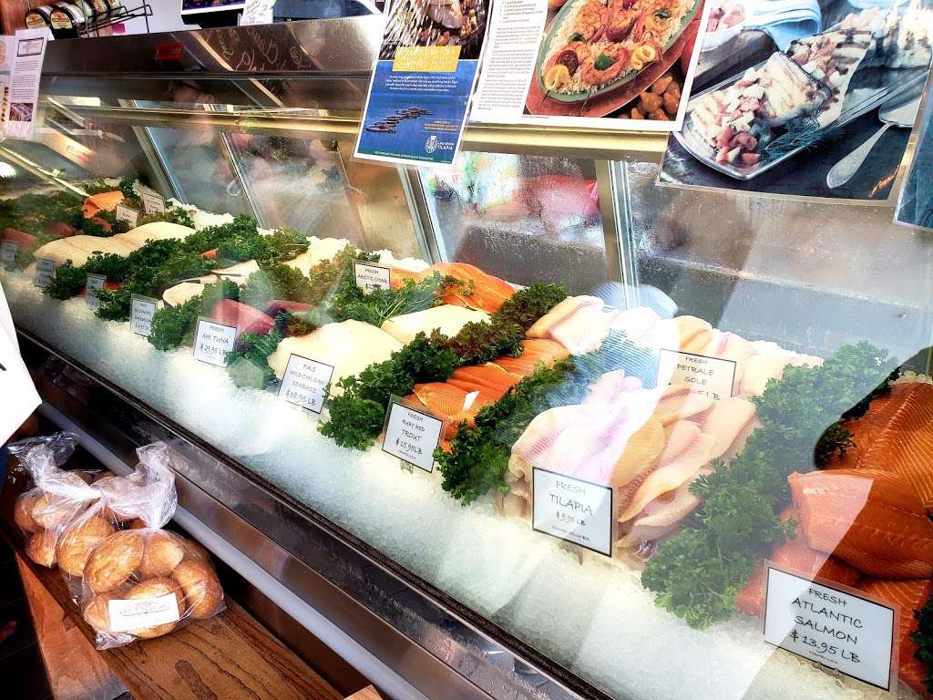 Malibu Seafood Fresh Fish Market & Patio Cafe | 25653 Pacific Coast Hwy, Malibu, CA 90265, USA | Phone: (310) 456-3430