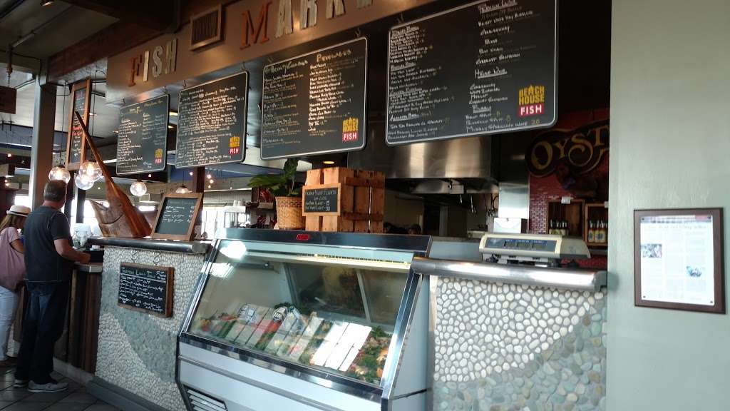 Beach House Fish | 668 E Harbor Blvd, Ventura, CA 93001, USA | Phone: (805) 643-4783