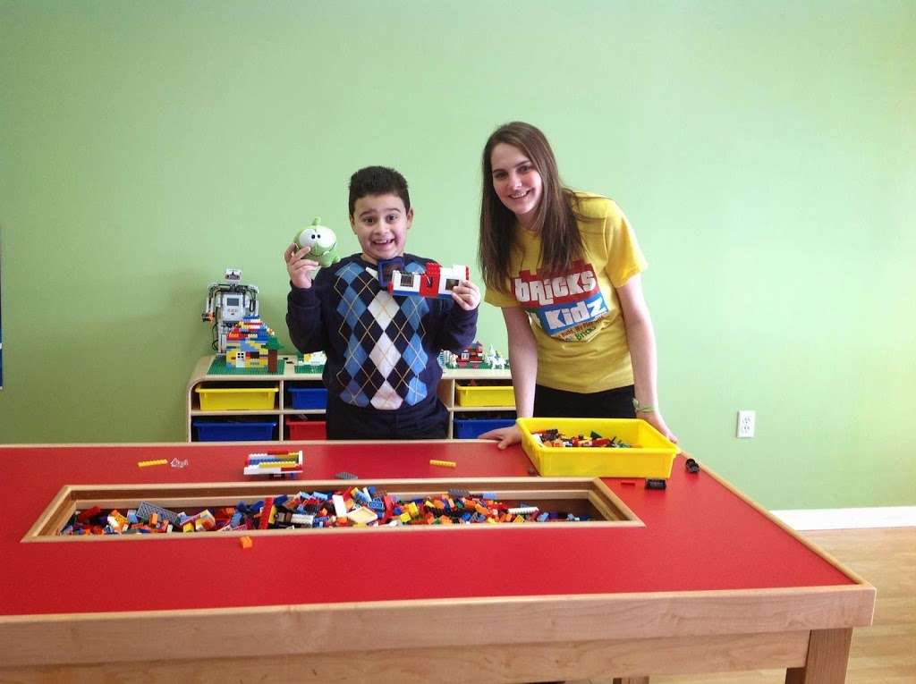 Bricks 4 Kidz | 843 NJ-33 Business, Freehold, NJ 07728 | Phone: (347) 946-5447