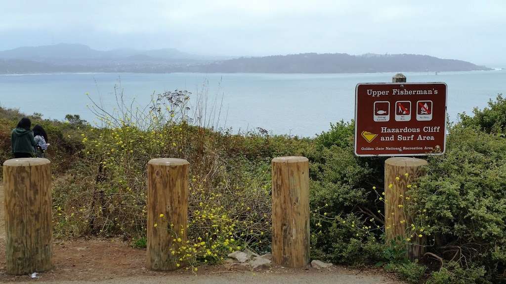 Upper Fishermans parking lot | Black Sands Beach Trail, Mill Valley, CA 94941, USA