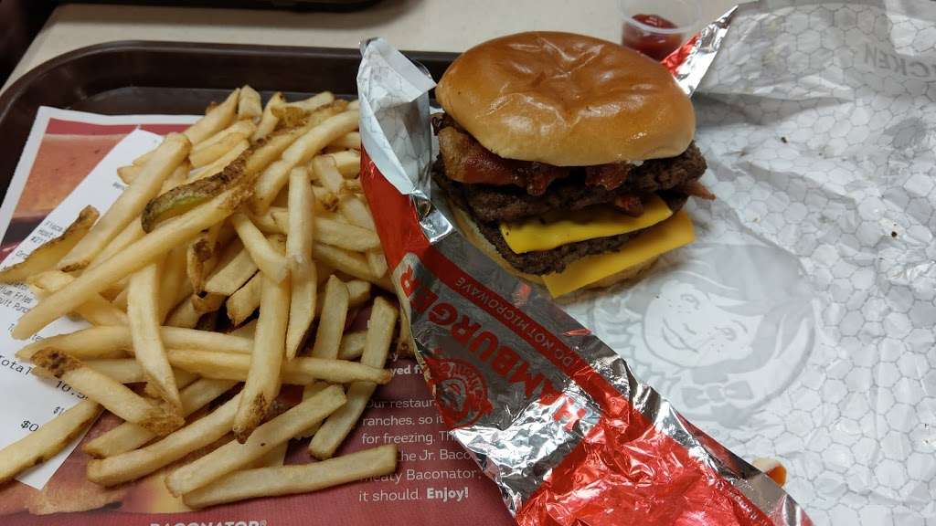 Wendys | 401 Bergen St, Harrison, NJ 07029, USA | Phone: (973) 483-8704