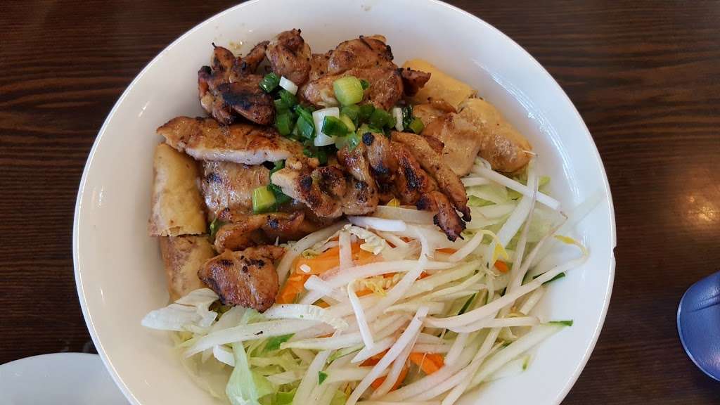 Saigon Pho | 354 NJ-10, East Hanover, NJ 07936, USA | Phone: (973) 585-7979