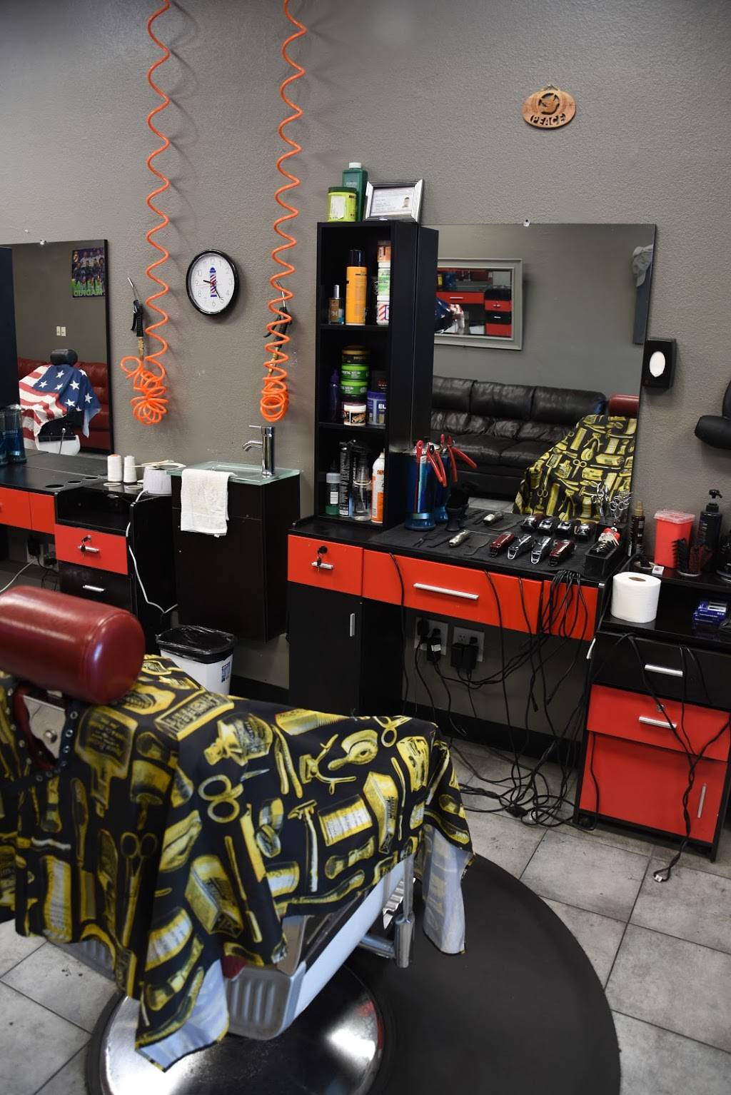 G stylz barbershop | 4139 W Bell Rd, Phoenix, AZ 85053, USA | Phone: (602) 237-6543