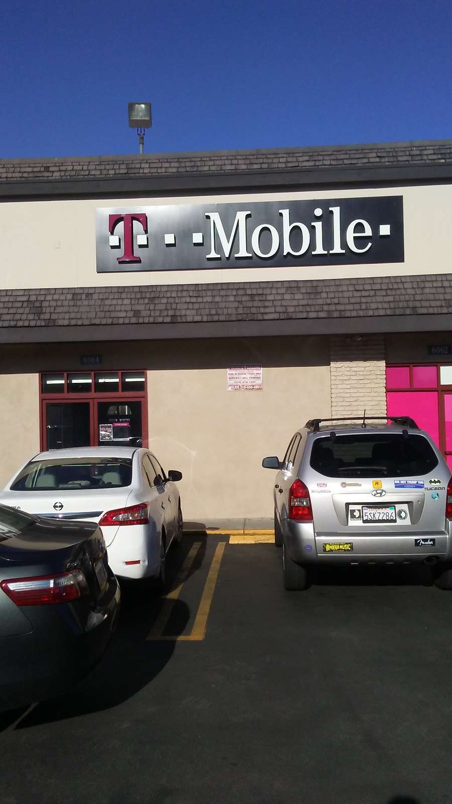 T-Mobile | 6064 W Olympic Blvd, Los Angeles, CA 90036, USA | Phone: (323) 932-1749