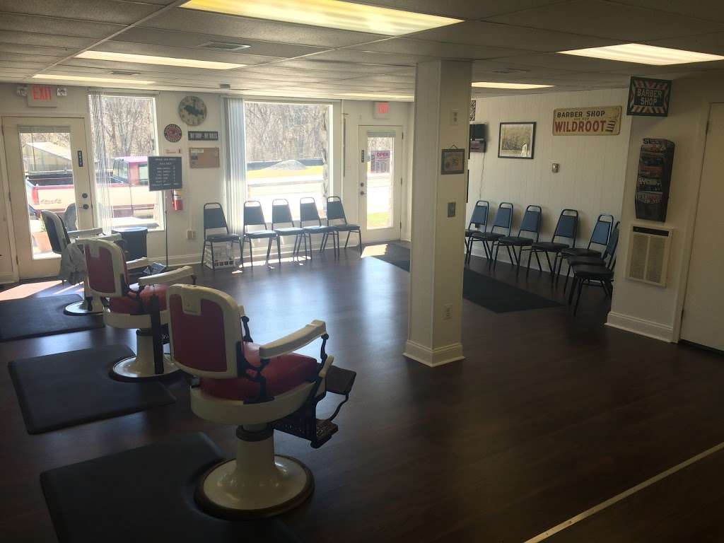 Burnsys Barber Shop | 237 Main St, Schwenksville, PA 19473, USA | Phone: (610) 209-6021