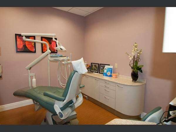 Bruce L Elkind DDS | 9100 Belvedere Rd, West Palm Beach, FL 33411, USA | Phone: (561) 798-4077