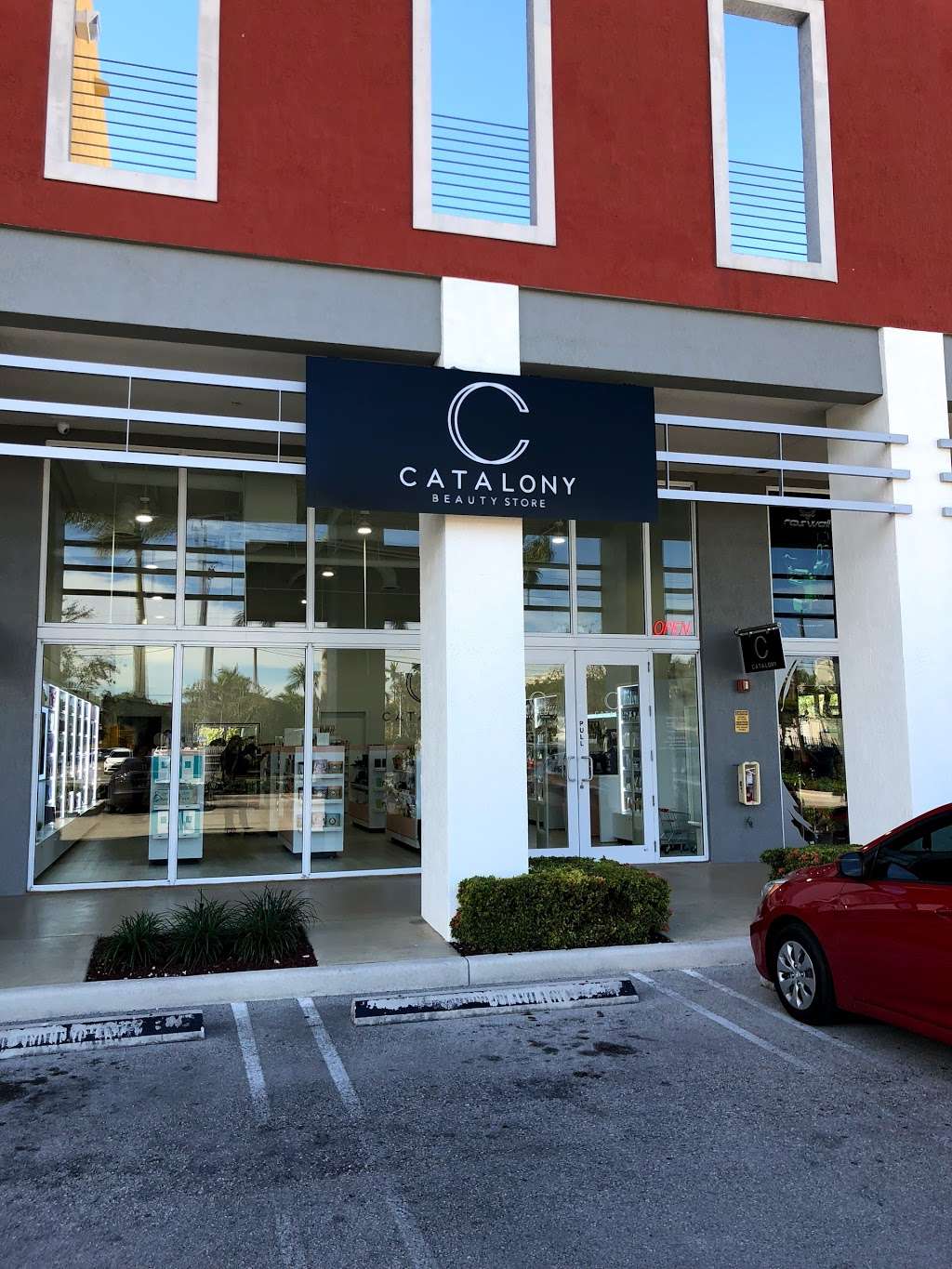 Catalony Beauty Store | 10201 NW 58th St #102, Doral, FL 33178, USA | Phone: (786) 618-9102