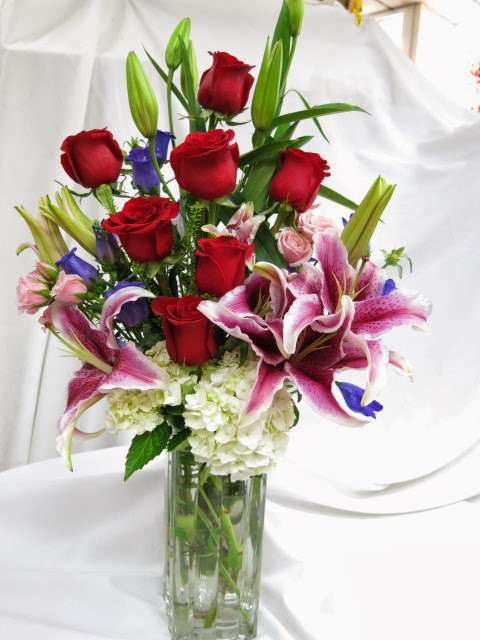Floral Fantasy | 979 Central St, Stoughton, MA 02072, USA | Phone: (781) 297-9888