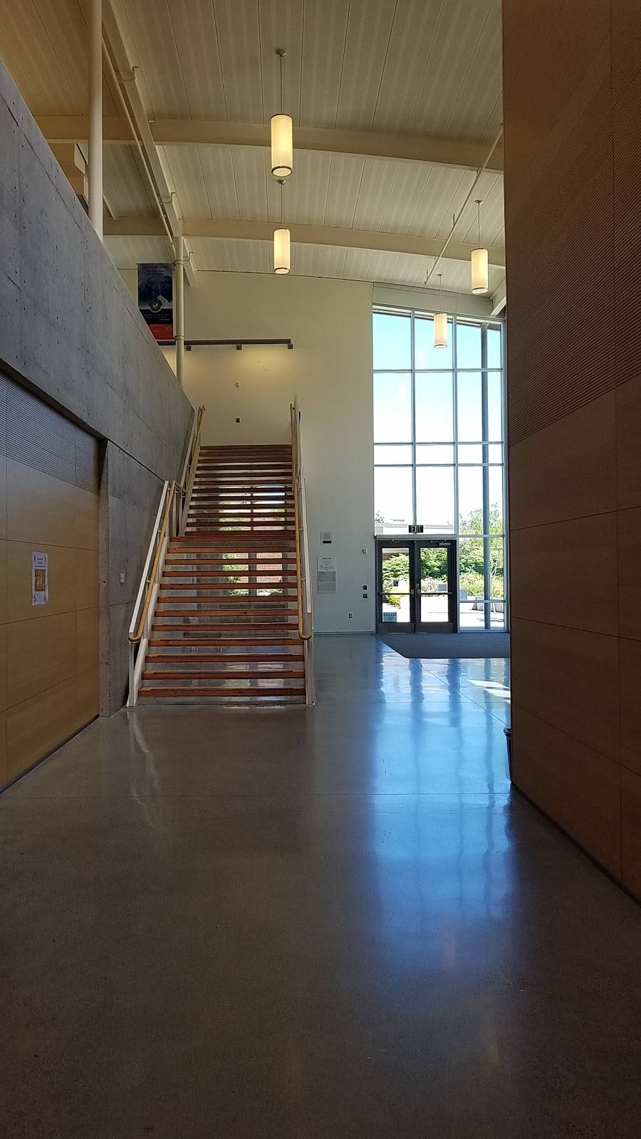 Bainbridge High School | 9330 High School Rd NE, Bainbridge Island, WA 98110, USA | Phone: (206) 842-2634