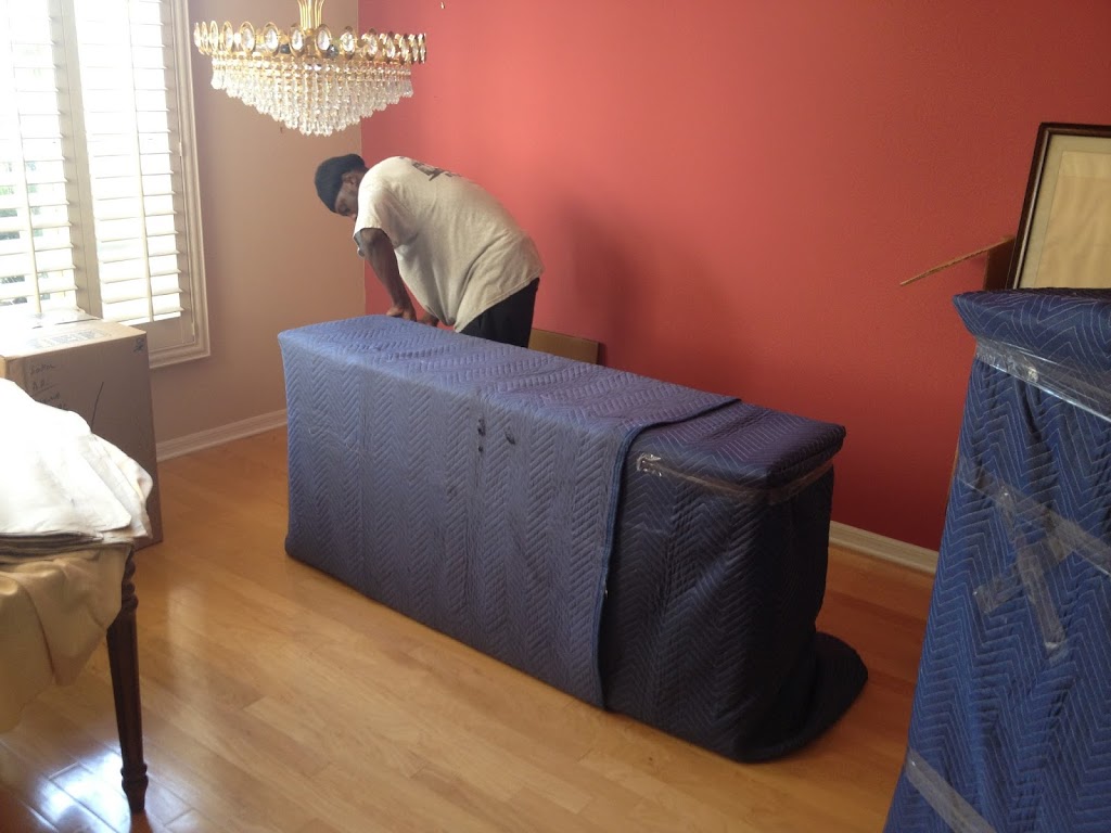 Golden Movers LLC | 5604 N 50th St, Tampa, FL 33610, USA | Phone: (813) 714-8119