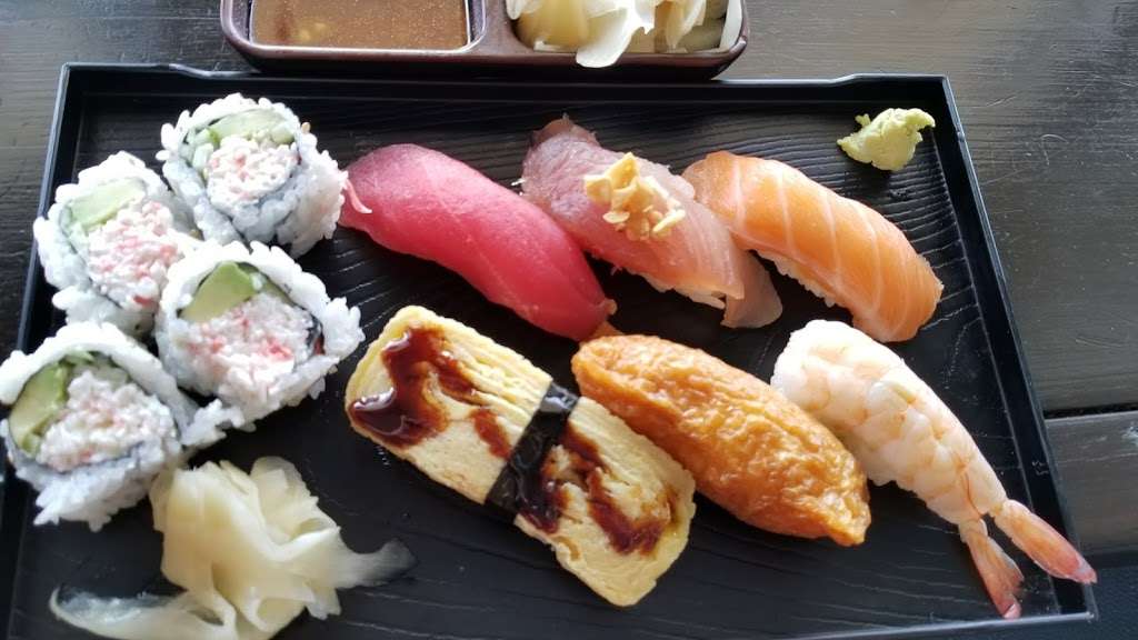 Good Choice Sushi By The Sea | 34700 CA-1 #106, Capistrano Beach, CA 92624 | Phone: (949) 542-8499
