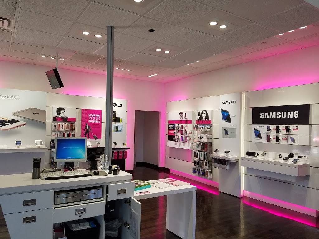 T-Mobile | 4700 W Guadalupe St #1, Austin, TX 78751, USA | Phone: (512) 206-2938