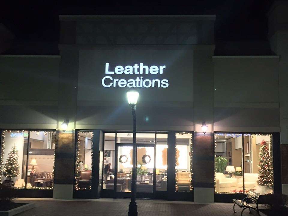 Leather Creations of Barrington | 100 W Higgins Rd #22, South Barrington, IL 60010, USA | Phone: (847) 844-1703