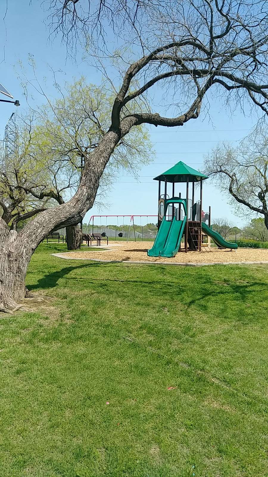 Dorris Park | 4100-4150 Dorris Rd, Irving, TX 75038, USA | Phone: (972) 721-2600