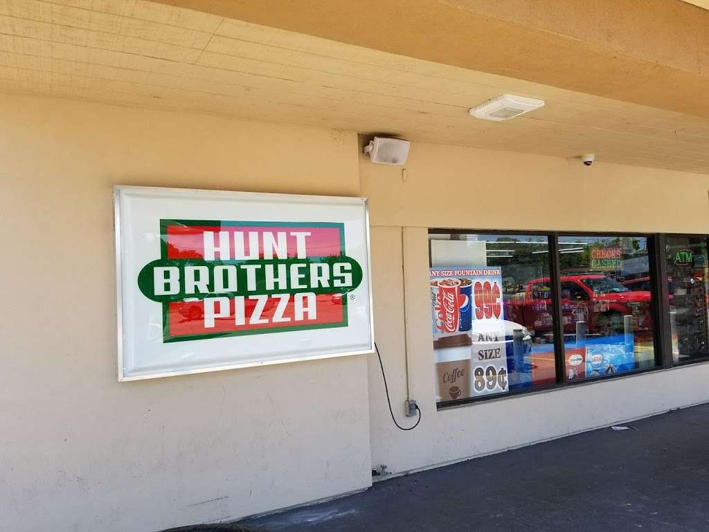 Hunt Brothers Pizaa | 102 Plantation Dr #6129, Lake Jackson, TX 77566, USA | Phone: (979) 529-9178