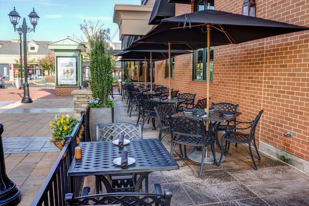 Firebirds Wood Fired Grill | One Towne Centre Blvd, Fredericksburg, VA 22407, USA | Phone: (540) 548-5100