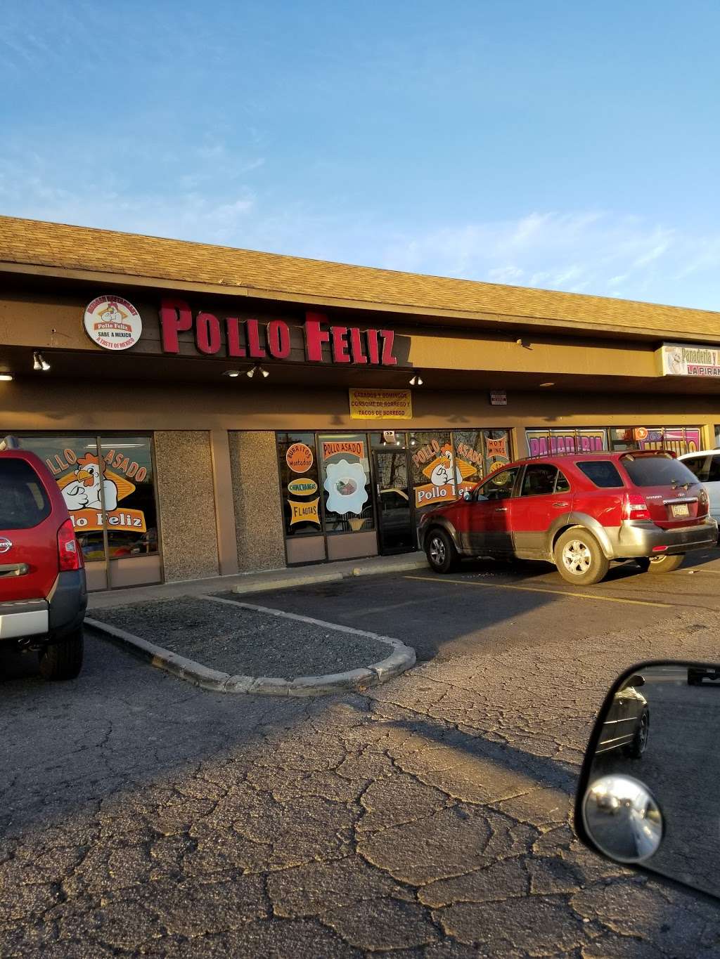 El pollo feliz | 2415 E 88th Ave, Denver, CO 80229, USA | Phone: (303) 286-9905