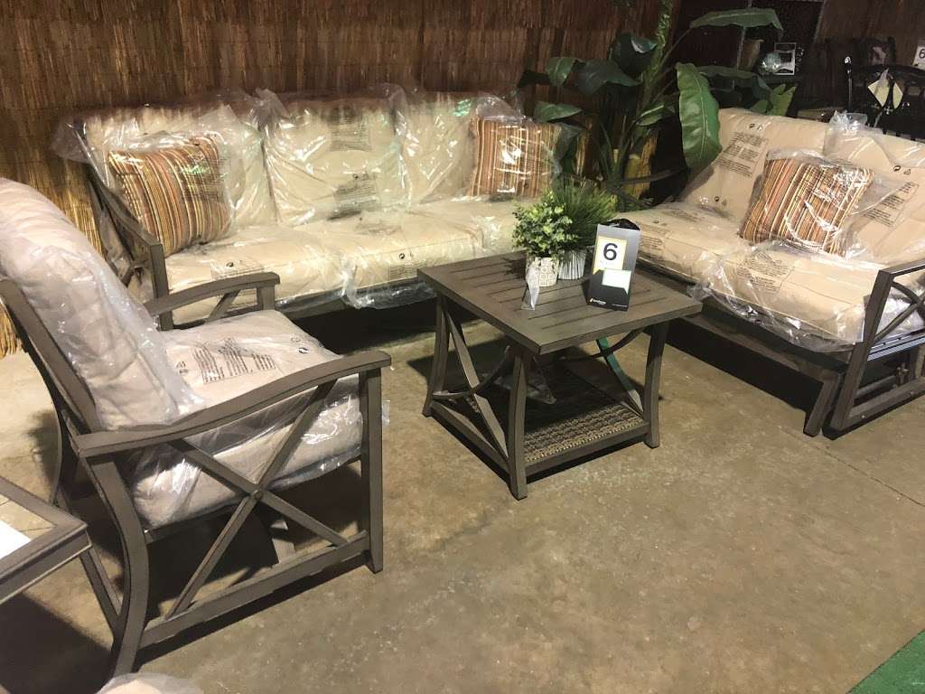 ML Outdoor Furnishing | 21011 Johnson St #105, Pembroke Pines, FL 33029, USA | Phone: (954) 441-5051