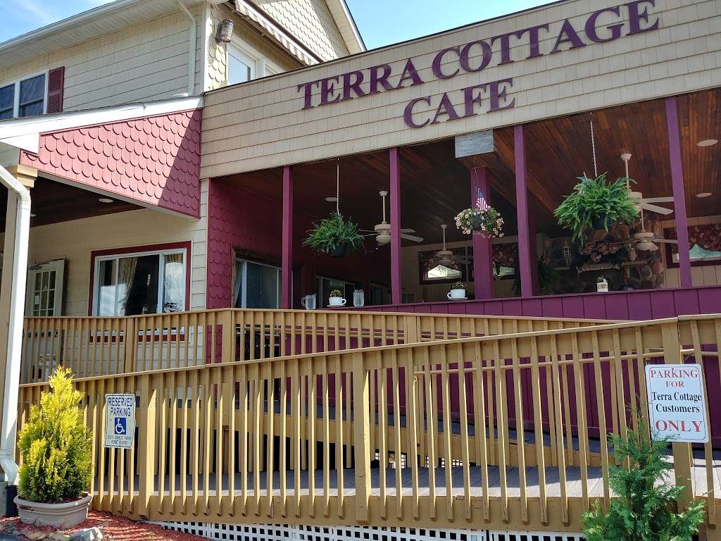 Terra Cottage Cafe and Gifts | 291 Lake Dr, Lake Harmony, PA 18624, USA | Phone: (570) 722-7467