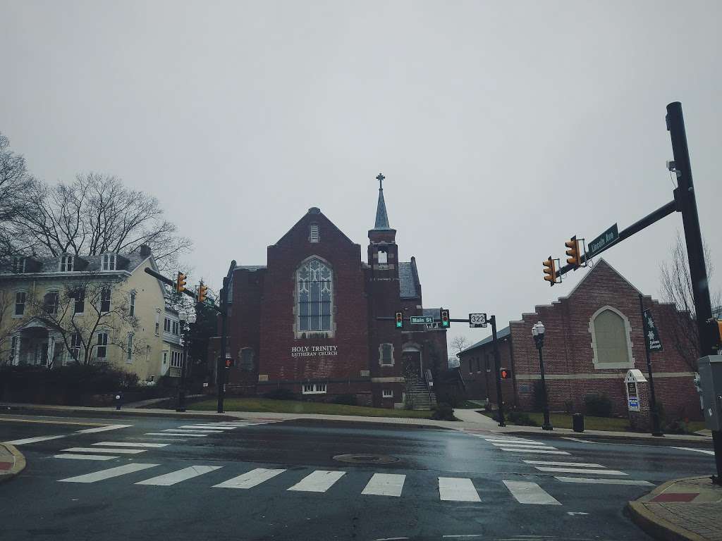 Holy Trinity Lutheran Church | 167 E Main St, Ephrata, PA 17522, USA | Phone: (717) 733-4134
