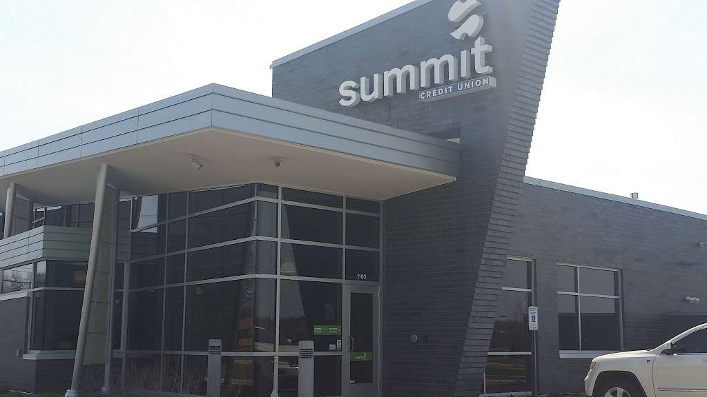 Summit Credit Union | 1103 Spring City Dr, Waukesha, WI 53186, USA | Phone: (608) 243-5000