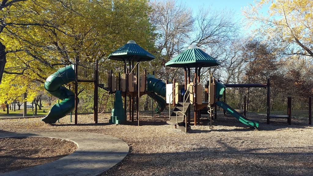 Carver Lake Park | 3175 Century Ave S, Woodbury, MN 55125, USA | Phone: (651) 714-3500