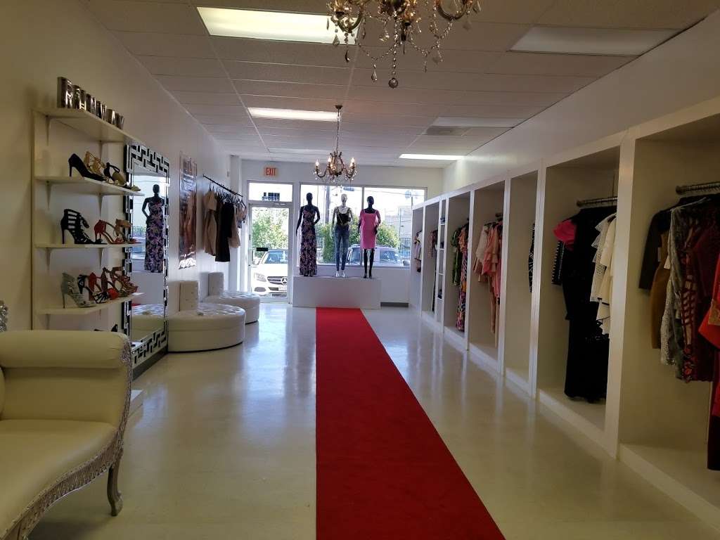 Runway Boutiques | 2120 S Wayside Dr ste c, Houston, TX 77023, USA | Phone: (281) 501-9107