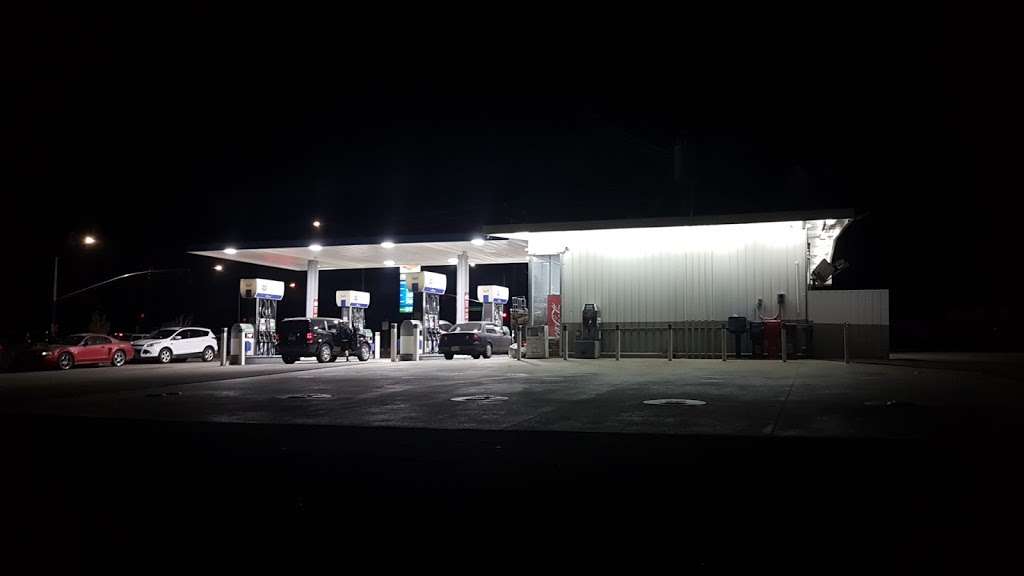 Chevron | 13030 Pearblossom Hwy, Pearblossom, CA 93553, USA | Phone: (661) 944-0455