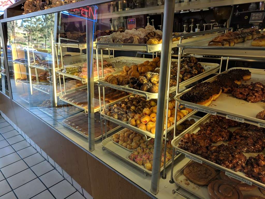 M.s. Donuts | 2097 E Washington St, Colton, CA 92324, USA | Phone: (909) 514-1974