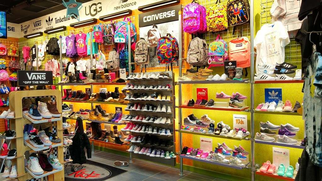 Journeys Kidz | 651 Kapkowski Rd, Elizabeth, NJ 07201, USA | Phone: (908) 527-8748