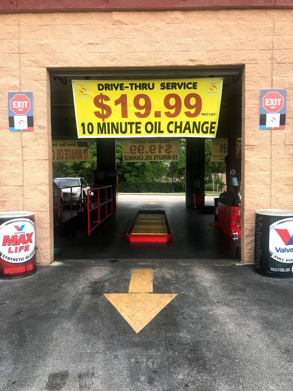 Oviedo Oil Change | 2980 W State Rd 426, Oviedo, FL 32765, USA | Phone: (407) 671-1945