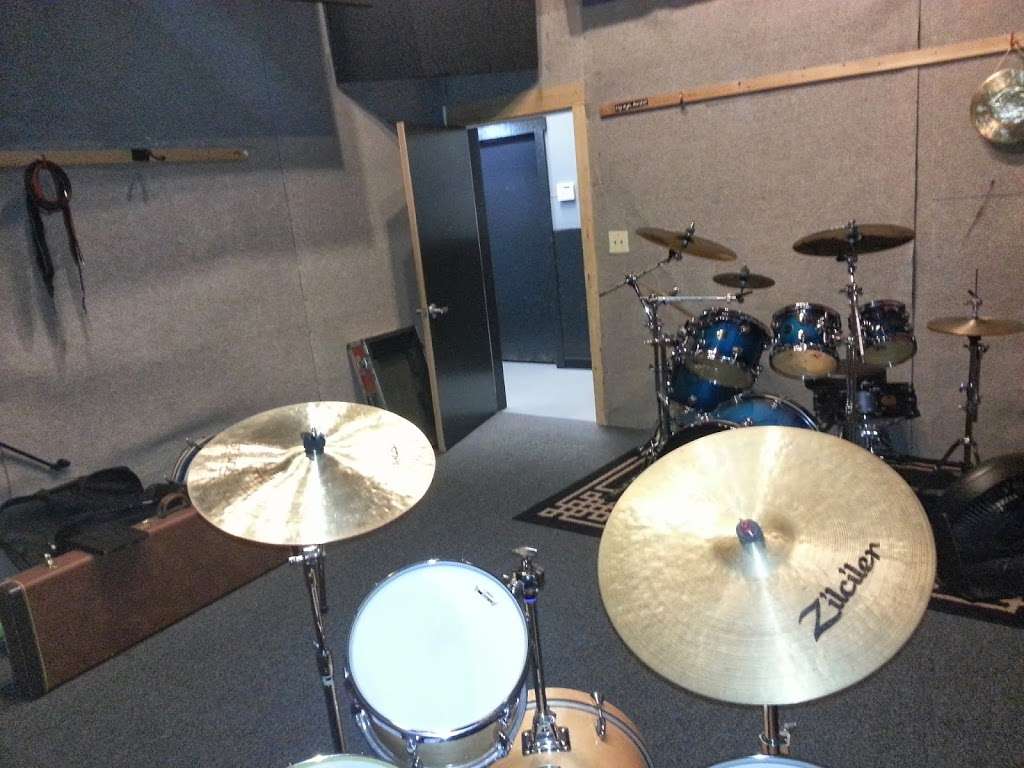 Petaluma Rehearsal Studios | 3920 Cypress Dr, Petaluma, CA 94954 | Phone: (707) 762-2984