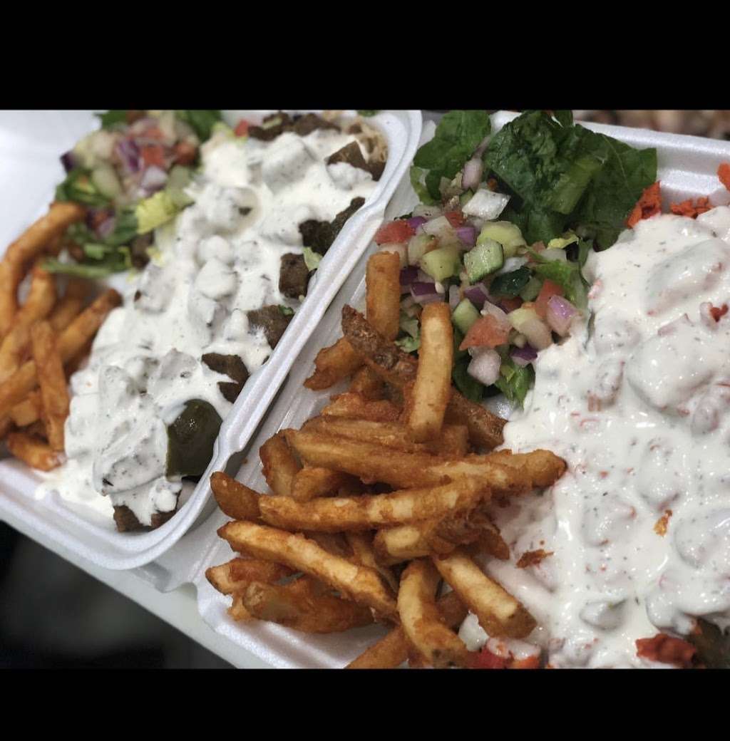 Halal Munchies | 69-21 164th St, Fresh Meadows, NY 11365, USA | Phone: (718) 380-0100