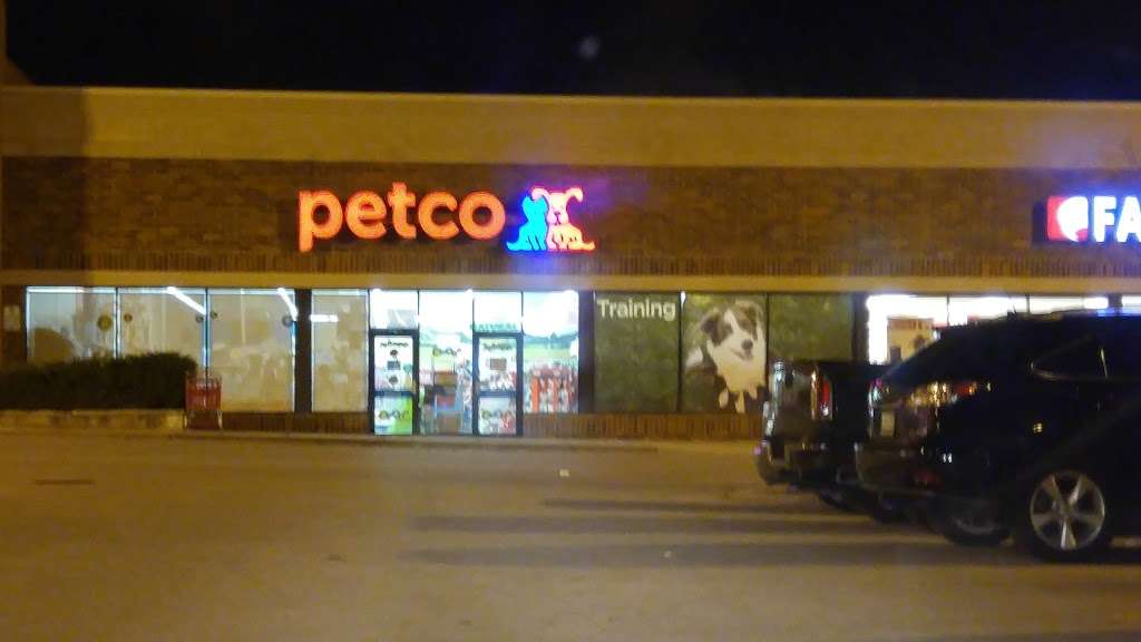 Petco Animal Supplies | 391 W IL-19, Wood Dale, IL 60191, USA | Phone: (630) 766-7387