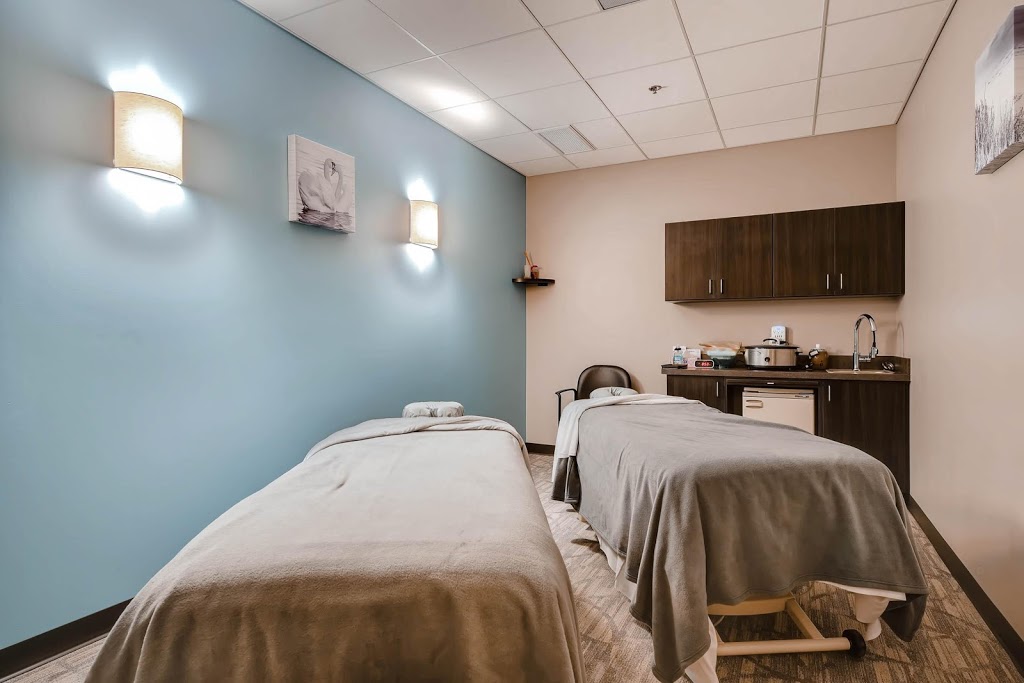 Hand & Stone Massage and Facial Spa - Castle Rock | 1345 New Beale St Suite 150, Castle Rock, CO 80108, USA | Phone: (720) 515-5978