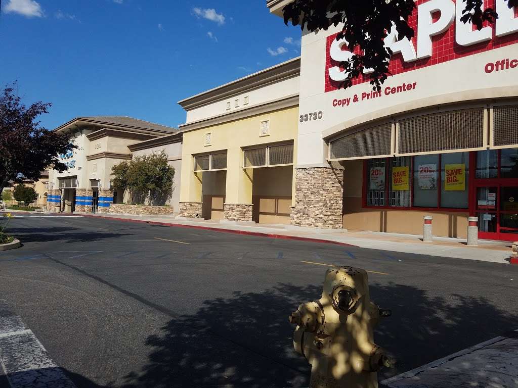 Staples | 33730 Yucaipa Blvd, Yucaipa, CA 92399, USA | Phone: (909) 797-7711