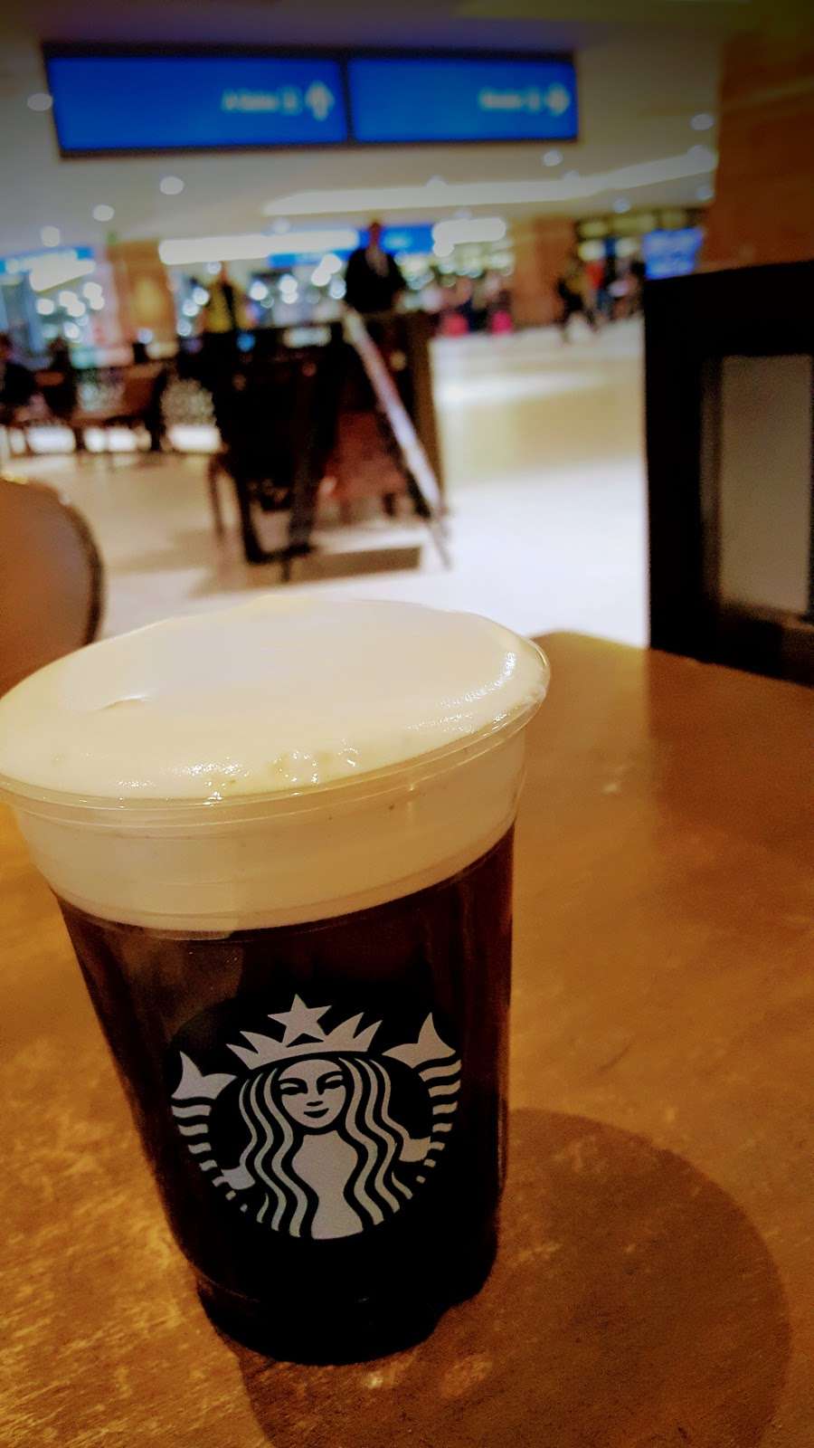 Starbucks | Terminal 4, Phoenix Sky Harbor International Airport, Phoenix, AZ 85034, USA