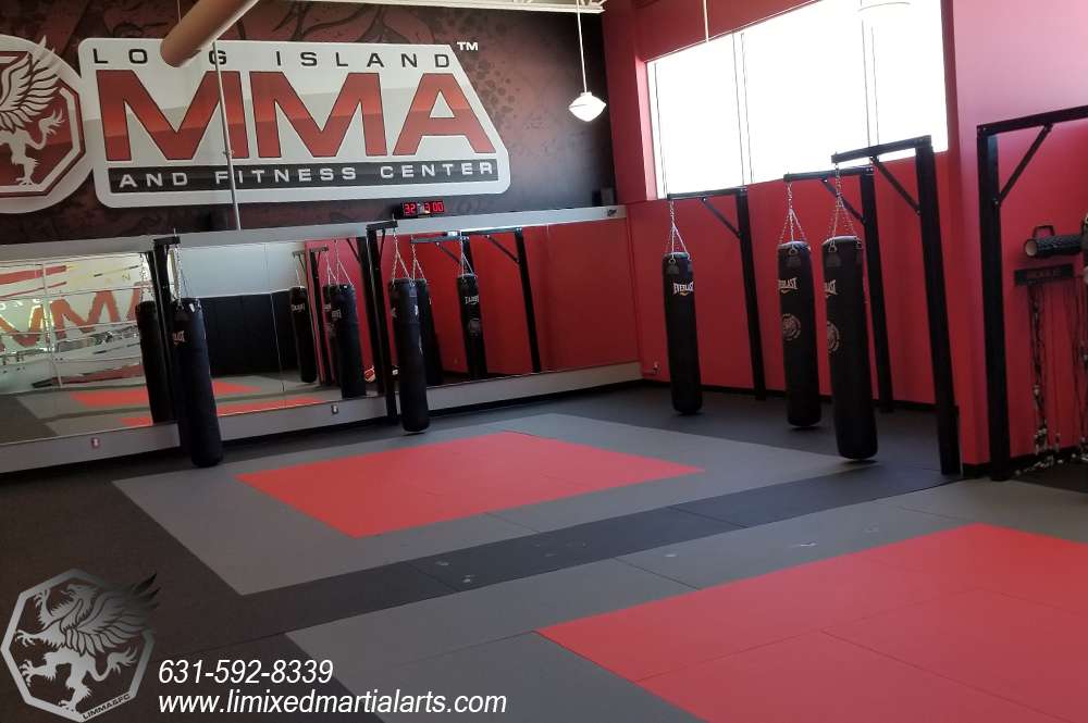 Long Island MMA Golds Gym | 181 Freeman Ave Unit 5, Islip, NY 11751, USA | Phone: (631) 592-8339