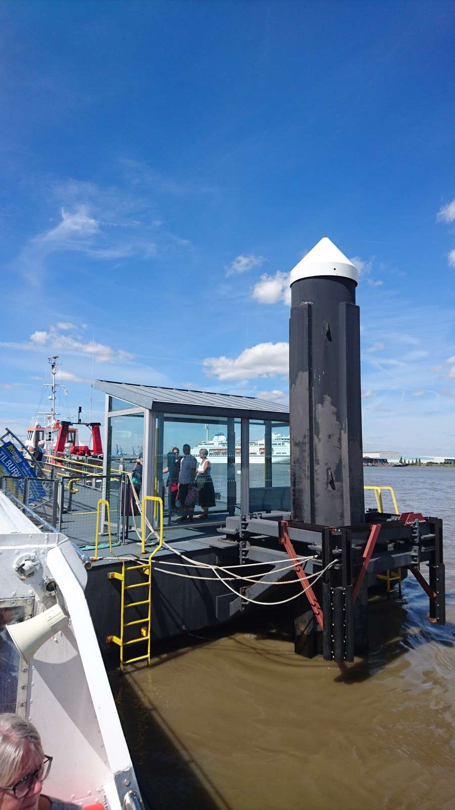 Gravesend-Tilbury passenger ferry | Gravesend DA11 0BJ, UK | Phone: 07961 892627