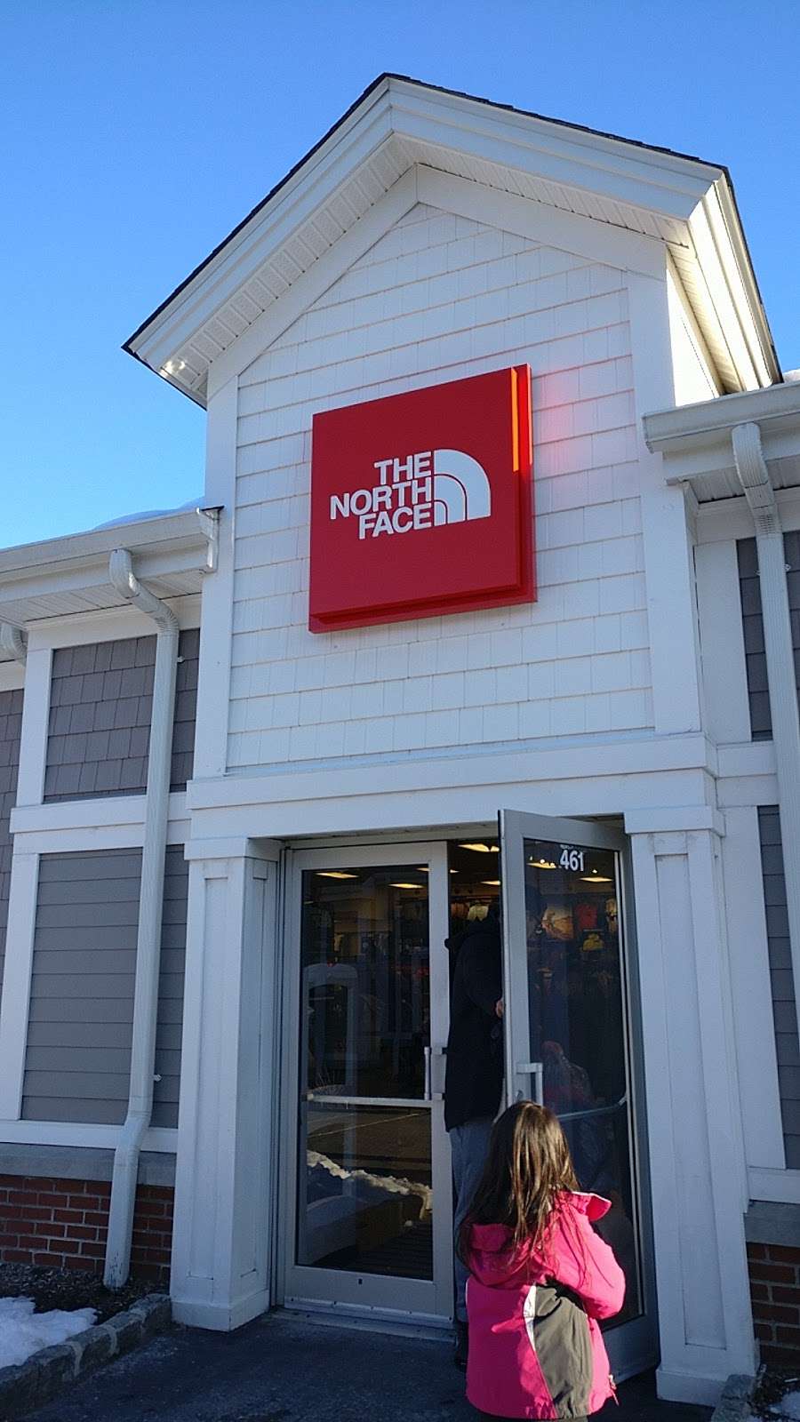 The North Face Outlet | 461 Evergreen Ct, Central Valley, NY 10917, USA | Phone: (845) 928-4900