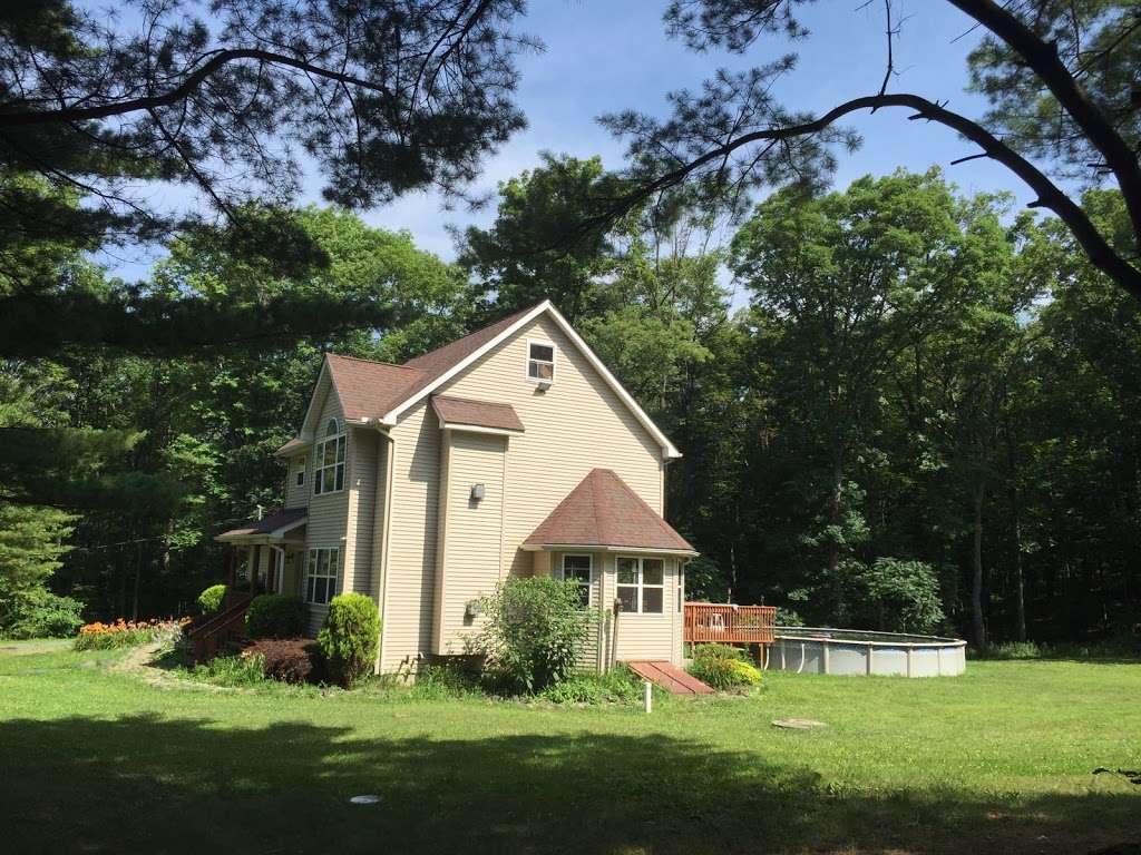 Vacation Home | 676 Frable Rd, Brodheadsville, PA 18322 | Phone: (917) 567-6697