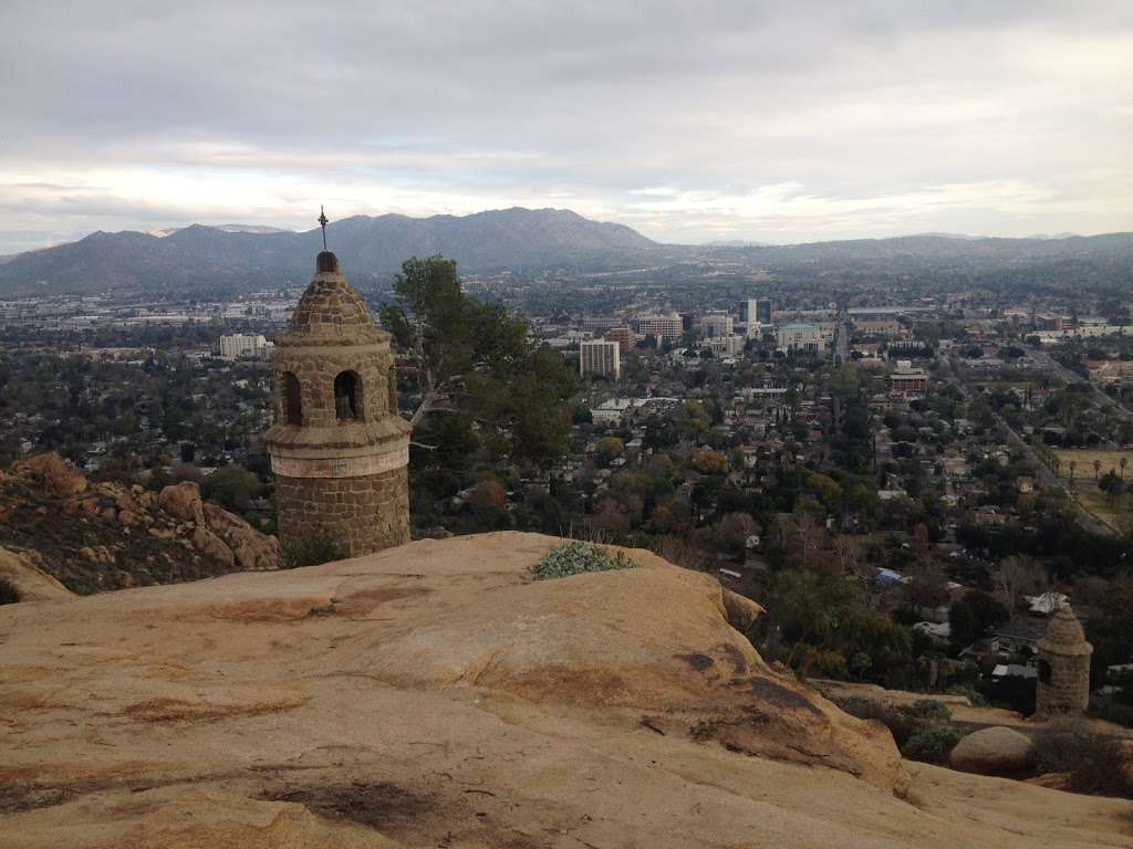 Mount Rubidoux Trailhead | 3901-3999 Mount Rubidoux Dr, Riverside, CA 92501, USA