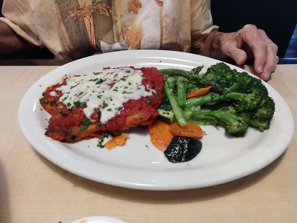 Agrusas Italian Restaurant | 1240 W Imperial Hwy, La Habra, CA 90631 | Phone: (562) 475-5301