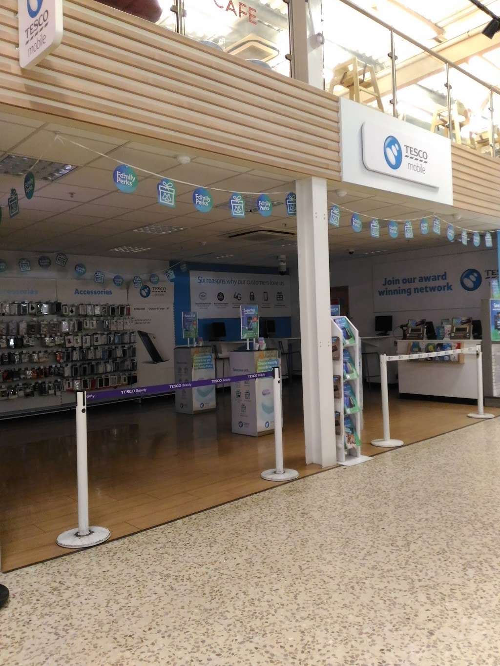 Tesco Phone Shop | Cygnet View, West Thurrock, Grays RM20 1TX, UK | Phone: 0345 677 9209