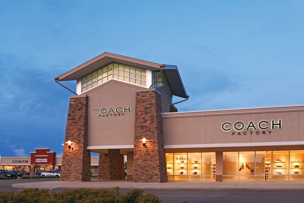 Pleasant Prairie Premium Outlets | 11211 120th Ave, Pleasant Prairie, WI 53158 | Phone: (262) 857-2101