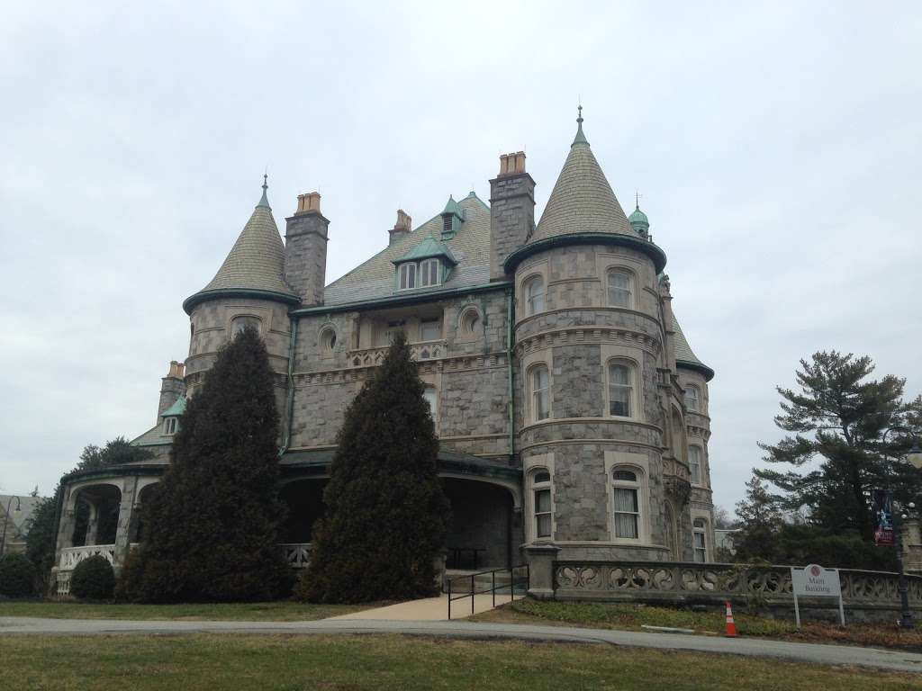 Rosemont College | 1400 Montgomery Ave, Bryn Mawr, PA 19010, USA | Phone: (610) 527-0200