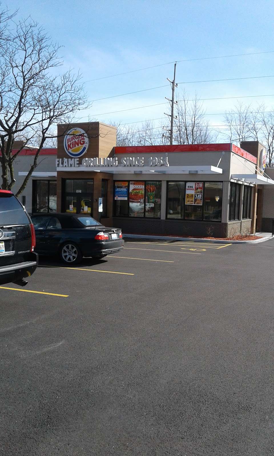 Burger King | 1021 E St Charles Rd, Lombard, IL 60148 | Phone: (630) 317-7495