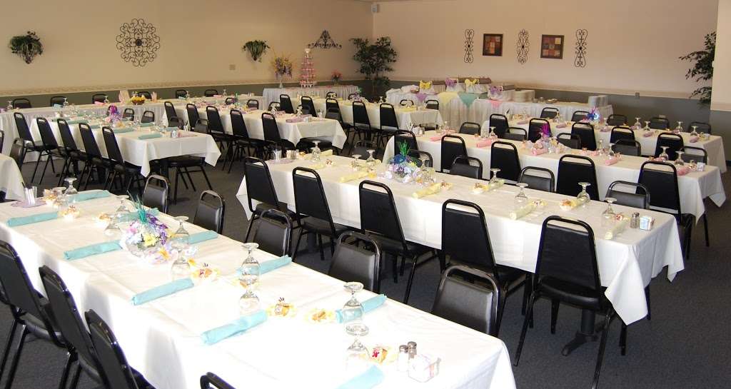Gregorys Sunday Brunch & Event Space | 401 W Pine St, Raymore, MO 64083, USA | Phone: (816) 318-4734