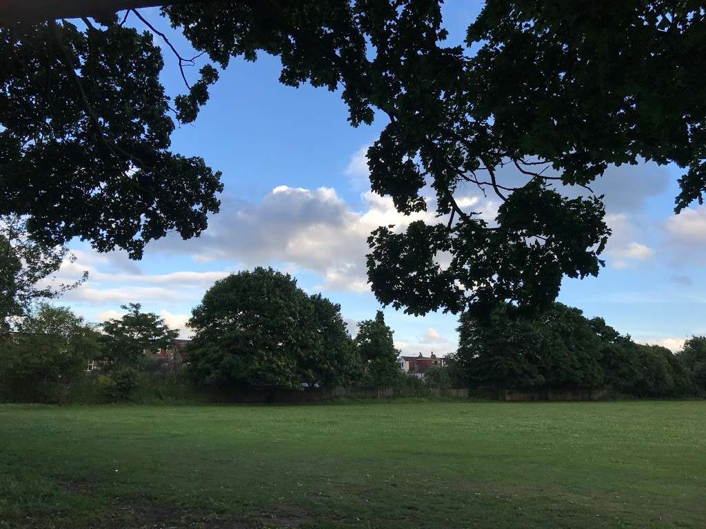 North Sheen Recreation Ground | Richmond TW9, UK